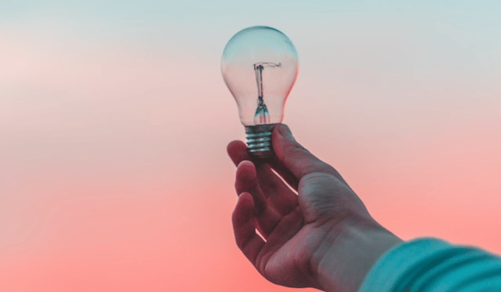 How to Make Your LinkedIn Profile Stand Out: 30+ Tips